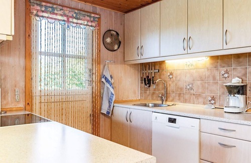 Skastrup Strand Casa | 6 person holiday home in Bogense