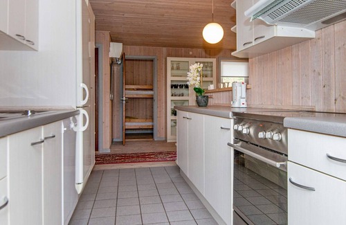 Skodshoved Casa | 6 person holiday home in Knebel