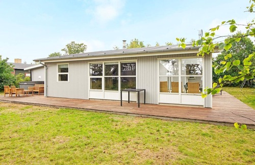 Skodshoved Casa | 6 person holiday home in Knebel