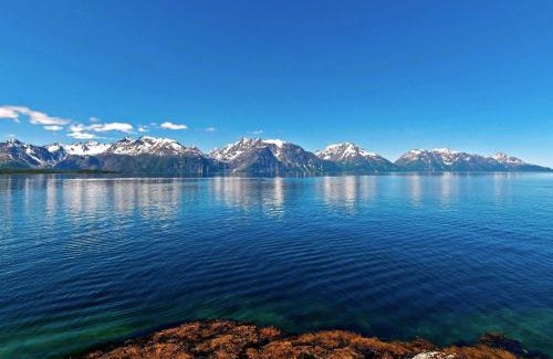Lyngen Casa | 6 person holiday home in Olderdalen