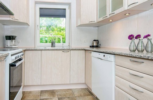 Falen Casa | Acogedora casa de vacaciones en Hemmet con jardín cubierto