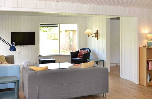 Nibe Casa | 6 person holiday home in Nibe