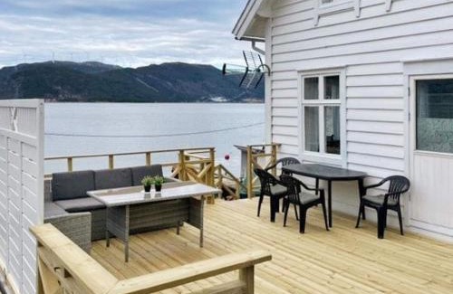 Bremanger Casa | 6 person holiday home in Svelgen-By Traum