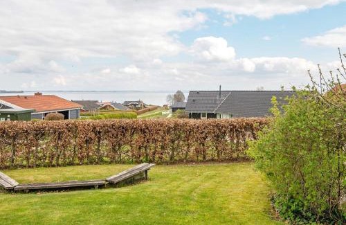 Grønninghoved Strand Casa | 6 person holiday home in Sj lund