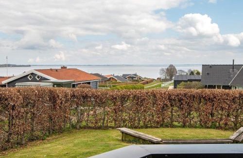 Grønninghoved Strand Casa | 6 person holiday home in Sj lund