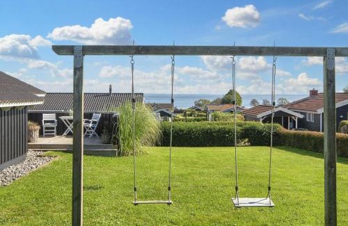 Grønninghoved Strand Casa | 6 person holiday home in Sjølund-By Traum