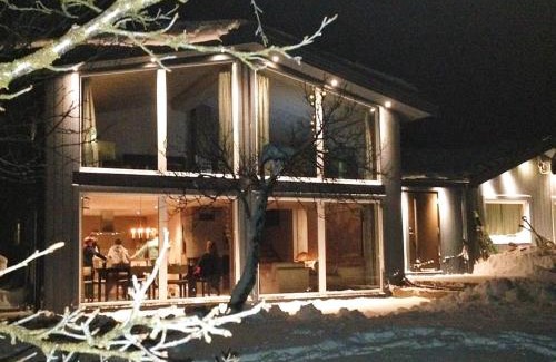 Kvalsund Casa | 6 person holiday home in Kvalsund