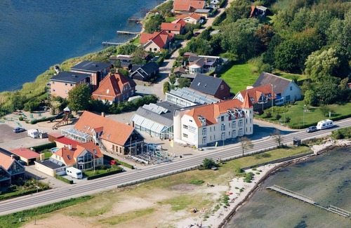 Hejlsminde Strand Apartamento | 6 person holiday home on a holiday park in Hejls