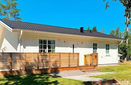 Figeholm Casa | 6 person holiday home in FIGEHOLM
