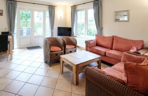 Sint Maartensvlotbrug Casa | 6-person holiday villa with garden