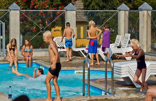 Middelfart Casa | 6 Person Holiday Park Home in Asperup