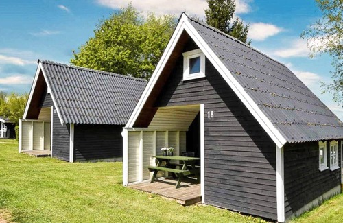 Middelfart Casa | 6 Person Holiday Park Home in Asperup