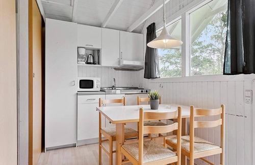 Lystrup Casa | 6 Person Holiday Park Home in Malling