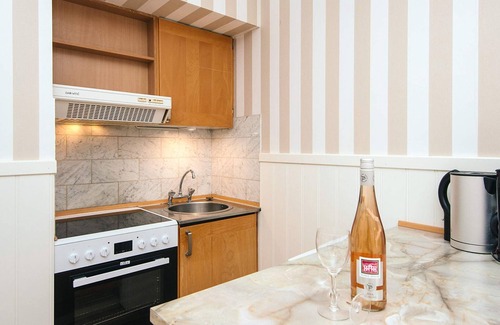 Sønderstrand Casa | 6 Person Holiday Park Home in Romo