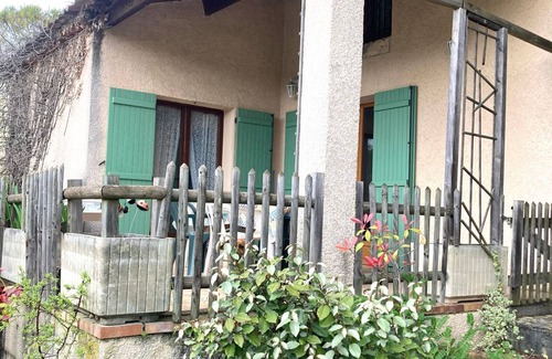 Valensole Casa | 6-person house with pool and enclosed garden
