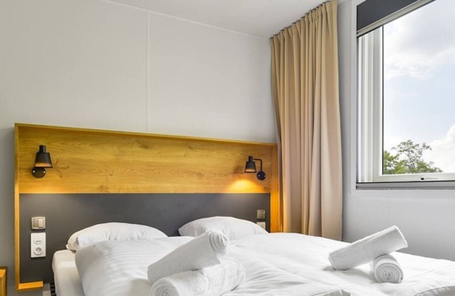 Saarburg Casa | 6-person mobile home in the holiday park Landal Warsberg