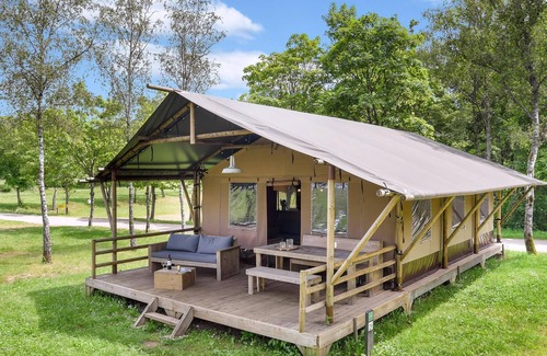 Saarburg Alquiler De RV | 6-person safari tent in the holiday park Landal Warsberg