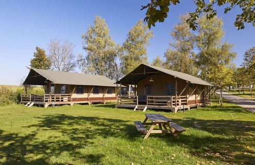 Saarburg Alquiler De RV | 6-person safari tent in the holiday park Landal Warsberg