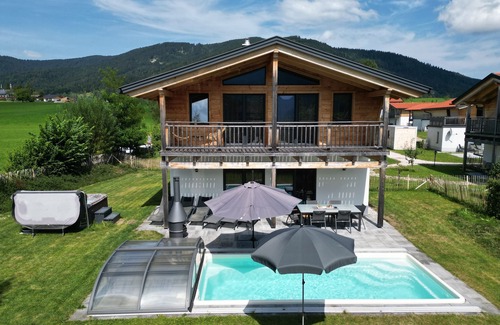 Inzell Chalet De Esquí | 6 persons Chalet Bergherzerl in the Chiemgau. Summer pool, whirlpool & sauna