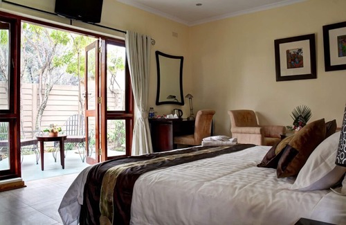 Harare East Cabina | 60 Knightsbridge Road