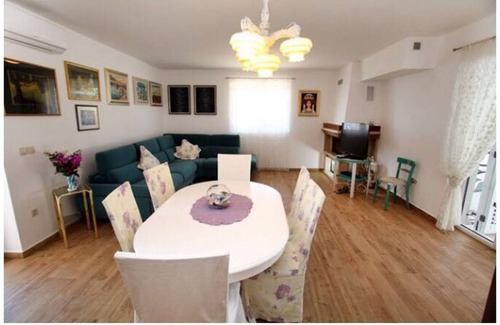 Rogoznica Apartamento | 60 m² Apartamento ∙ 2 habitaciones ∙ 6 huéspedes
