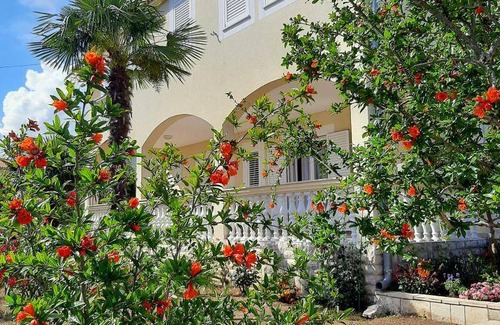 Vodice Apartamento | 60 m² Apartamento ∙ 2 habitaciones ∙ 4 huéspedes