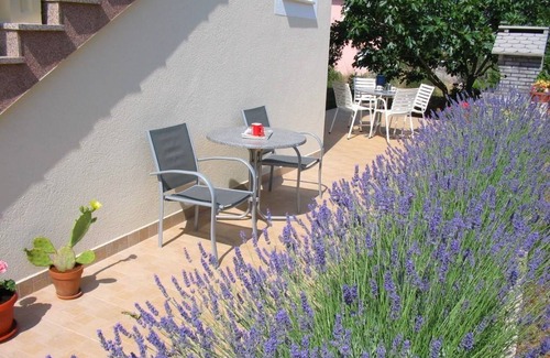 Vodice Apartamento | 60 m² Apartamento ∙ 2 habitaciones ∙ 4 huéspedes