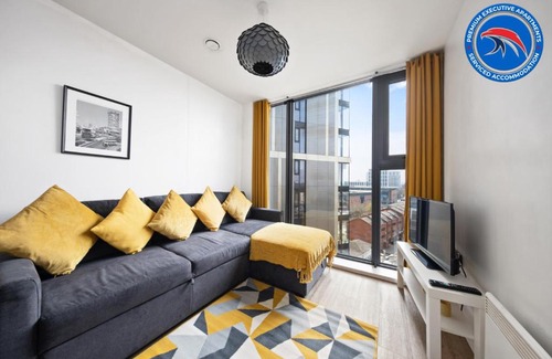 The Westside Apartamento | 60 PERCENT OFF FOR LONG STAYS - FOR BUSINESS, FAMILIES, AND LEISURE- Book Today at Premium Executive Serviced Apartments - Birmingham City Center - WestGate, 1 Bed Apt, FREE WI-FI