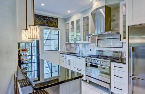 Myers Park Condominio | 600 Hermitage Court: 3 Units, Elegant 6BR