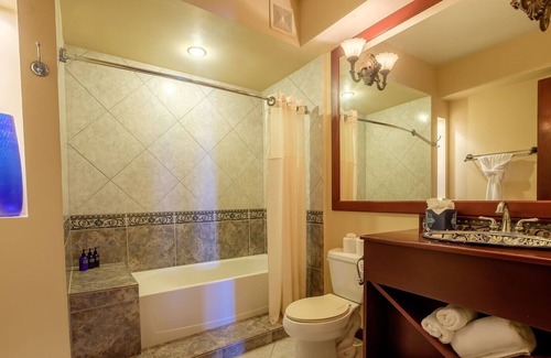 San Pedro Condominio | 602 - Suite del primer piso con vista al mar