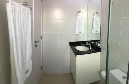 Reboucas Apartamento | 609-Apartamento Encantador, com 1 vaga de GARAGEM, Todo Mobiliado e Decorado, Edificio com Academia, Lavanderia, Excelente localização no Rebouças, Proximo ao Batel e Centro