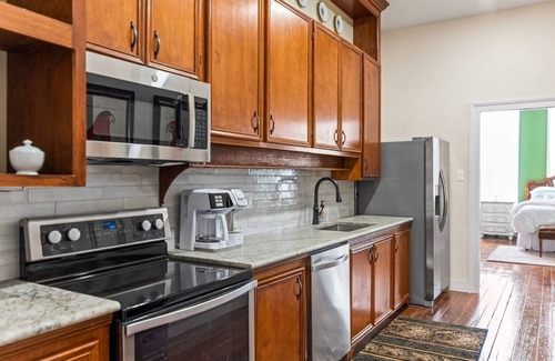 Natchez Casa | 610 Franklin | 3/3 | Heart of Downtown