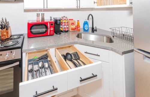 Albany Apartamento | 610D) Spacious Studio | Downtown