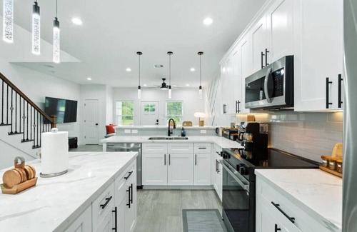 OST - South Union Apartamento | 612) New Construction | Fire Pit | Games