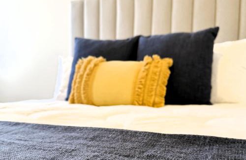 East Perth Apartamento | 64 Sweeping Views Eastperth 2br Poolpkg