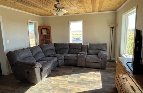 Raymond Otro | 640 acres and 4-bedroom Farmhouse n