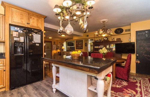 Tylersport Casa | 65 Acre Private Estate