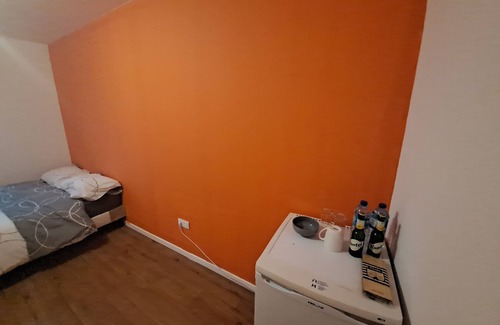 Trappes Apartamento | 65 m2 apartment with trapdoor *3 bedrooms fully equipped with tv and fridge