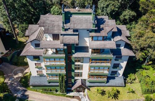 Centro Apartamento | 650 metros, Rua Coberta Centro/Villa Verde 402A