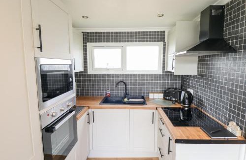 Chapel Saint Leonards Casa | 66 Cherry Park
