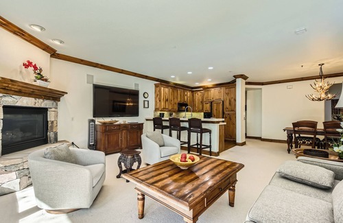 Edwards Condominio | 663 Sawatch Drive, Arrowhead Lariat D3 - Walk to Arrowbahn Lift, Pool, Hot Tubs, Golf, and Tennis