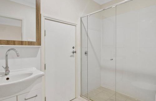 Normanville Casa | 6A Turnberry Drive