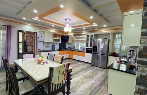 Burhanilkantha Casa | 6bd / 5bathroom Mansión de lujo a estrenar en alquiler