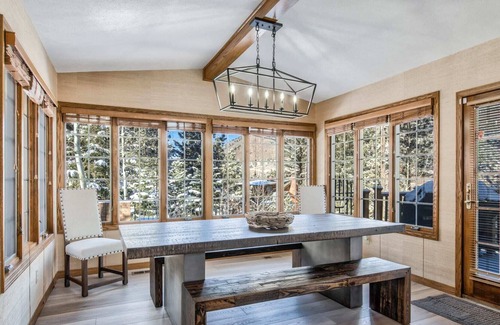 Cascade-Chipita Park Casa | 6BD Hot Tub Mountain Views Fire Place Pet-Friendly