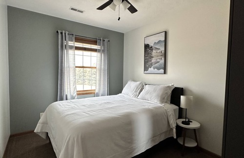 Kearney Casa | 6BR/2.5BA Home on Retreat-like Acreage