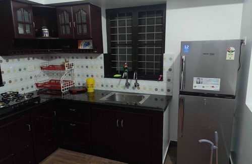 Alappuzha Casa | 6BR/6BA! Alleppey Evergreen Villa