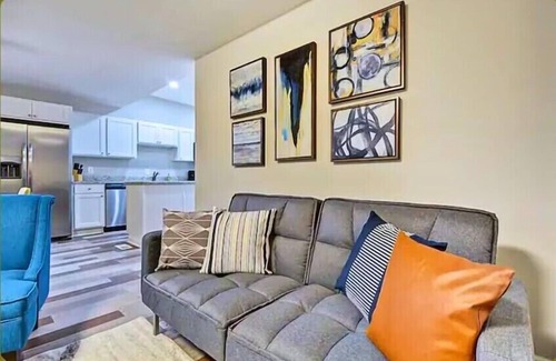 Near Northside Casa | 6BR Getaway | Near Lucas Oil & Downtown Indy