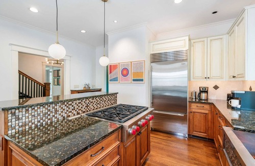 Central Gardens Casa | 6BR Home | Private Pool & Spa | Games | Gazebo