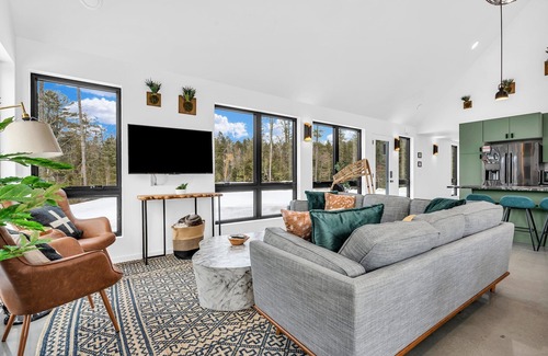 Bethel Casa | 6BR Mountain Cabin | Hot Tub Fire Pit