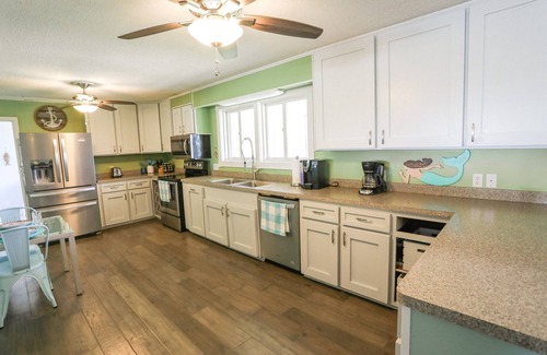Sandbridge Casa | 6BR Bayside, EV, Pool/HotTub, Aug/Sep Discounts!